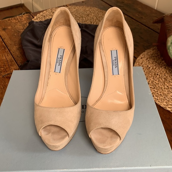 PRADA heels - Picture 2 of 11